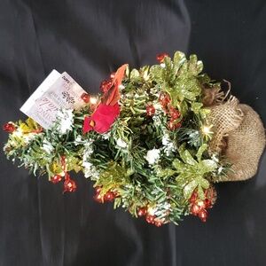 Ganz NWT Original Kissing Krystals Illuminated Decor Tree with Cardinal